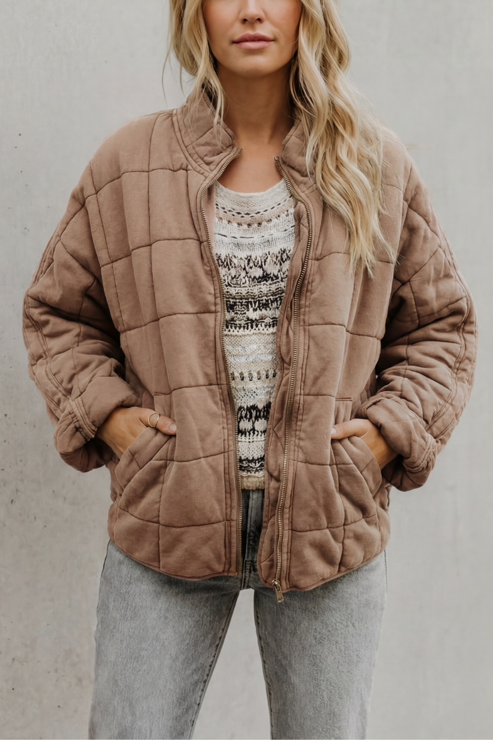Women's Oversized Quilted Jacket with Stand Collar and Zip Front