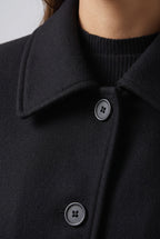 Women's Single Breasted Coat with Collar and Button Front